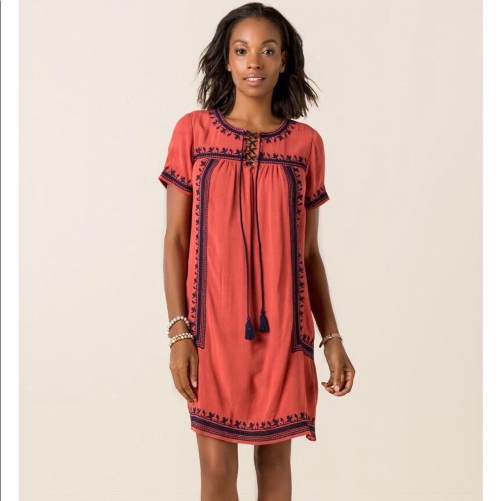 Francesca’s Keirra Embroidered Shift Dress